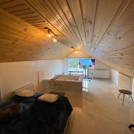 Aprosmeno Jacuzzi House 2 Apartment Agros Luaran gambar